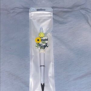 Hold Your Head High Decorative Pen